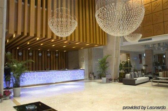 Sprot-Life Garden Hotel Wuhan Intérieur photo