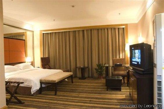 Sprot-Life Garden Hotel Wuhan Chambre photo