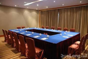 Sprot-Life Garden Hotel Wuhan Extérieur photo